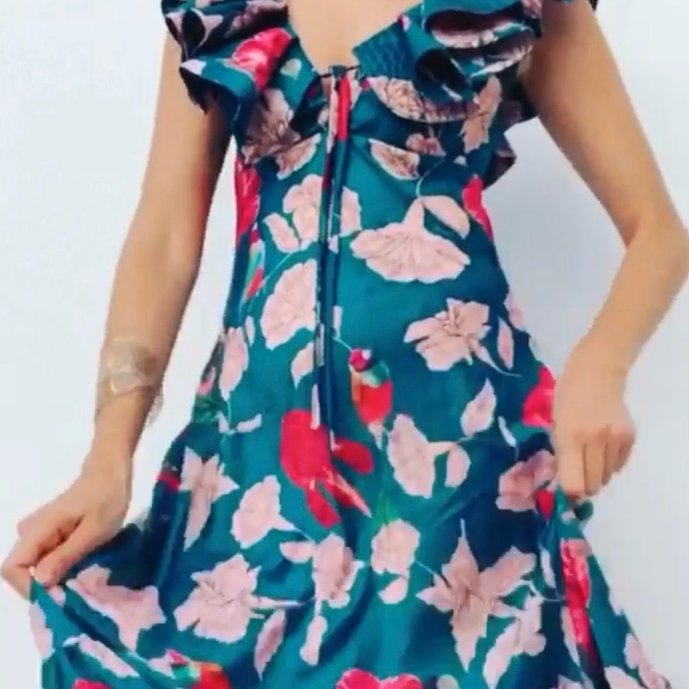 Elegant Floral Midi Dress in Teal and Pink